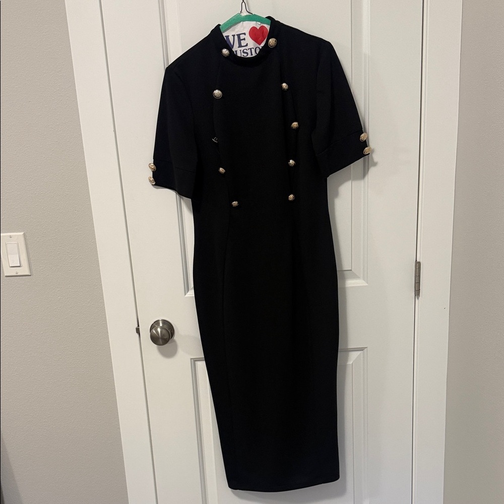 Elegant Black Button-Detail Dress size large